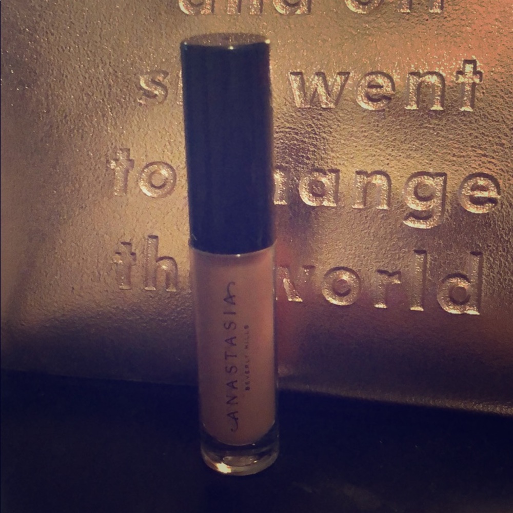 Anastasia Beverly Hills lip